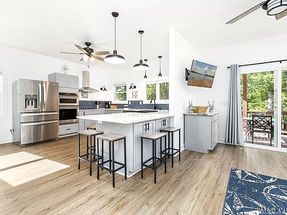 15th image of this home