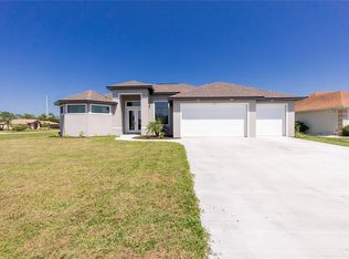 1062 Fergus Ln, Punta Gorda, FL 33983