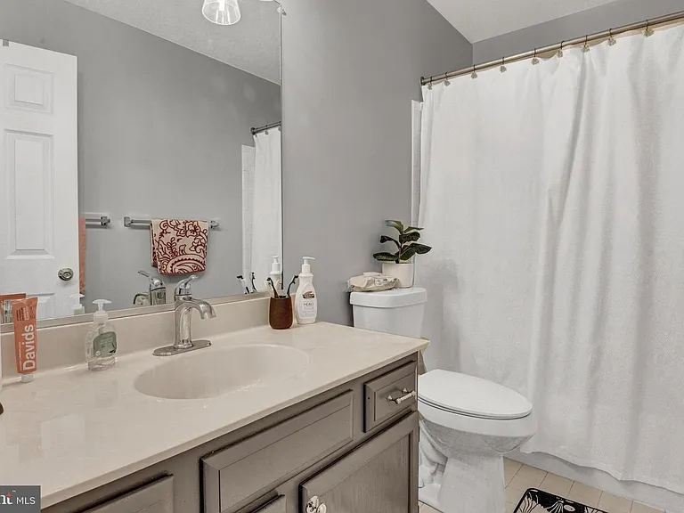 320 Kalorama Rd — Photo 15