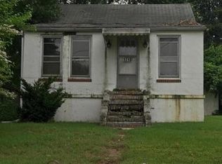 1710 Grandview Rd, Pasadena, MD 21122