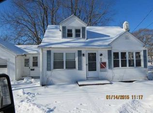 34 Duncan St, Clyde, NY 14433