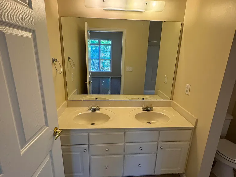 2520 Friedland Pl #201 — Photo 15