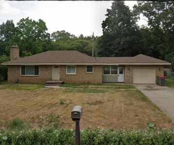 2490 Bristolwood Dr NW, Grand Rapids, MI, 49544