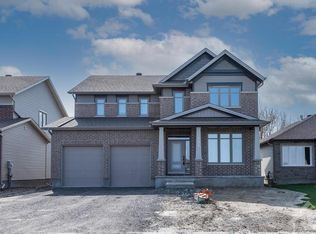 198 Pioneer Rd, Russell, ON K4R0E1