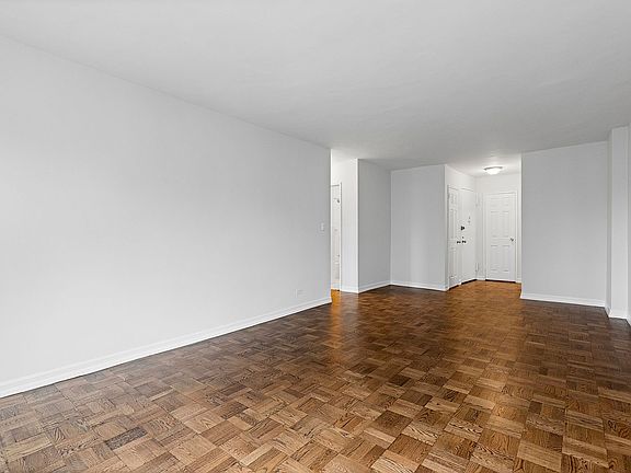 5th image of 200 E 15th St APT 16G