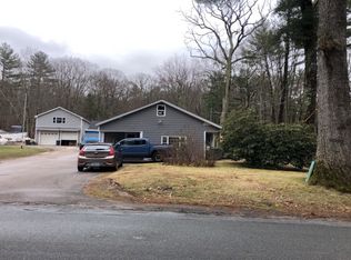 1468 Pound Hill Rd, North Smithfield, RI 02896