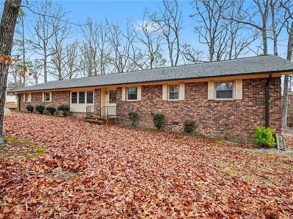 5325 Audrey Rd, Greensboro, NC 27406