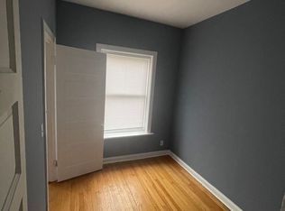 6653 S Saint Lawrence Ave #2, Chicago, IL 60637