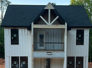 142 Boxwood Ln, Easley, SC 29640