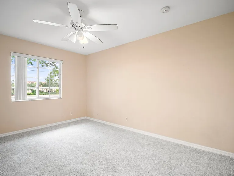8219 Pacific Beach Dr — Photo 18