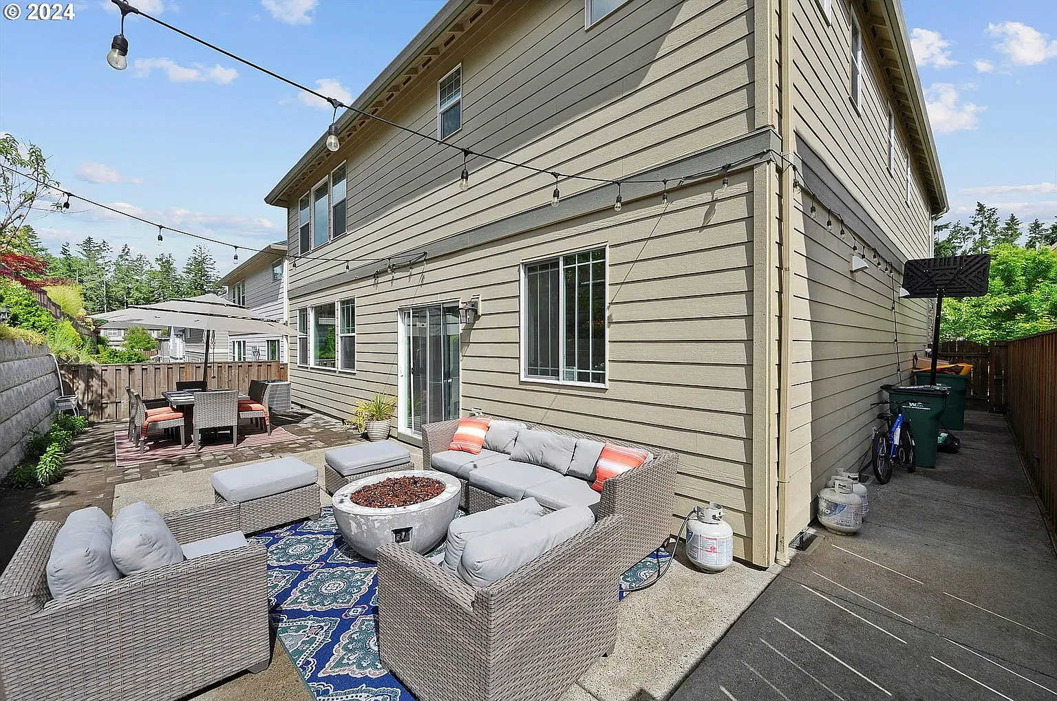 4 bed, 3140 sqft, $3,500 — Photo 1