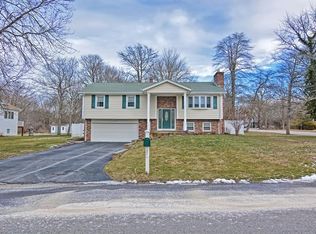 11 Leila Jean Dr, Bristol, RI 02809