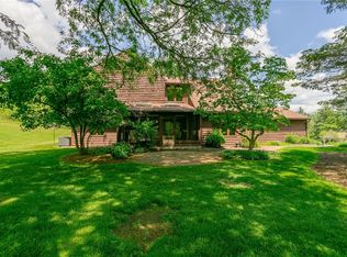 1 Wandering Trl, Pittsford, NY 14534