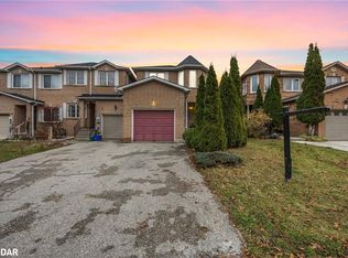 70 Bruce Cres, Barrie, ON L4N8T8