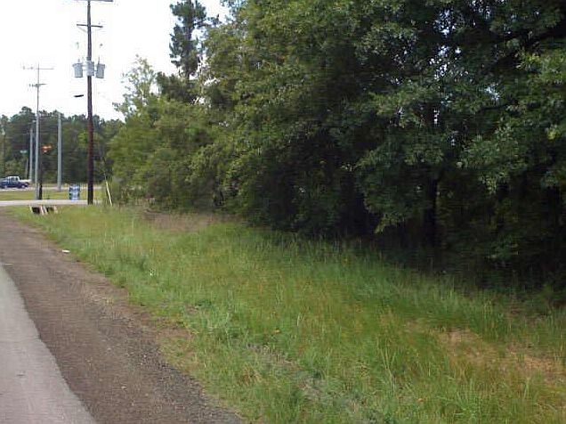 1st image of 4000 Piney Meadow Dr