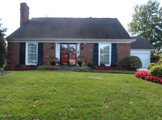 1708 Applewood Ln, Graymoor Devondale, KY 40222