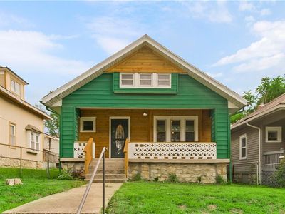2735 Bales Ave, Kansas City, MO, 64128
