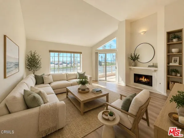 574 Island View Cir, Port Hueneme, CA 93041