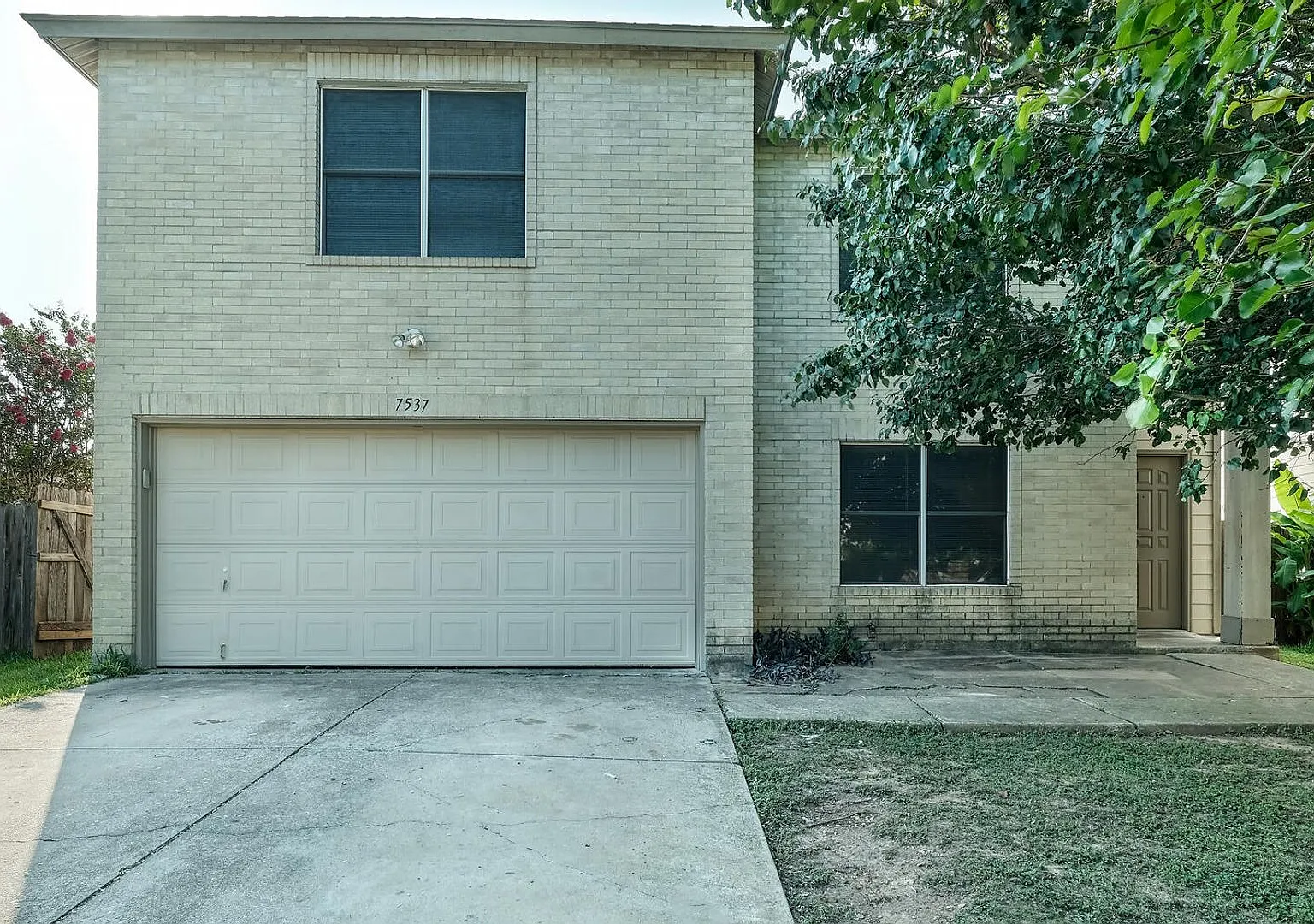 7537 Redrick Drive — Photo 1