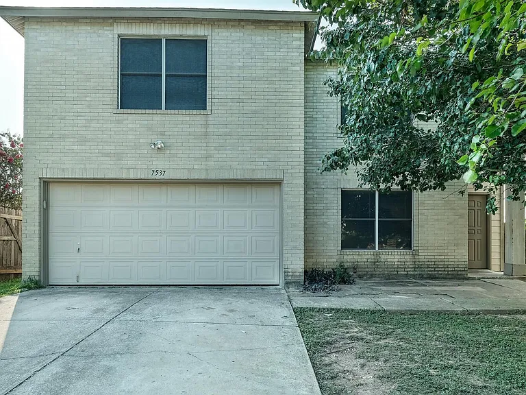 7537 Redrick Dr — Photo 1