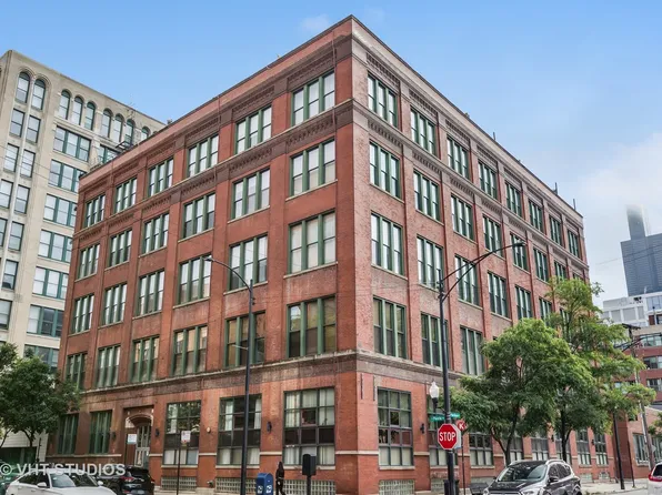 331 S Peoria St APT 206, Chicago, IL 60607