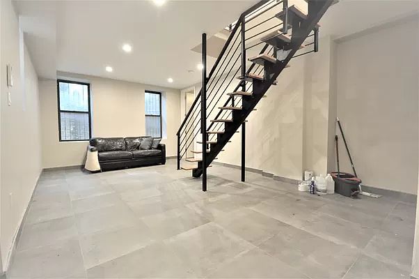 1st image of 43 Mac Donough St