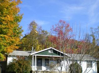 110 Wolfpen Rd, Waynesville, NC 28786