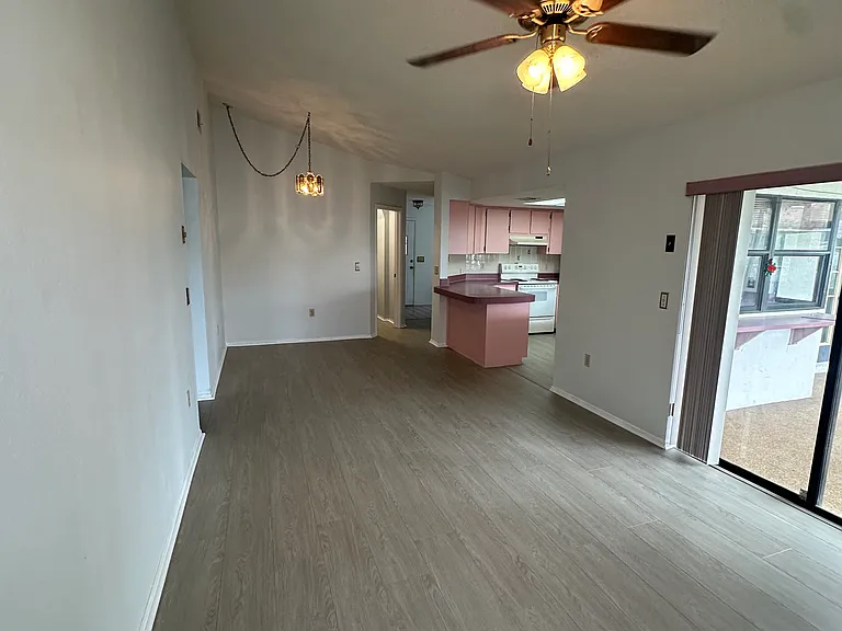 7624 Limington Dr — Photo 13