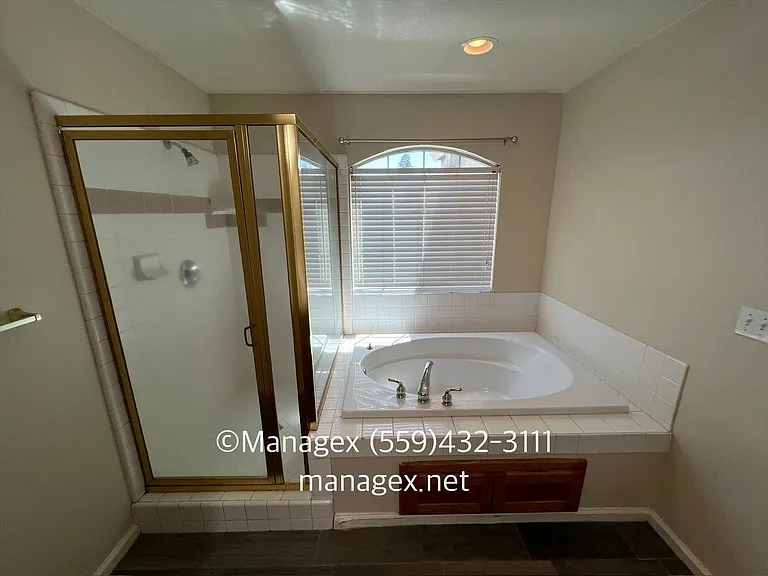 110 N Anderson Ave — Photo 20