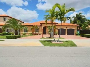 15983 SW 47th St, Miami, FL 33185