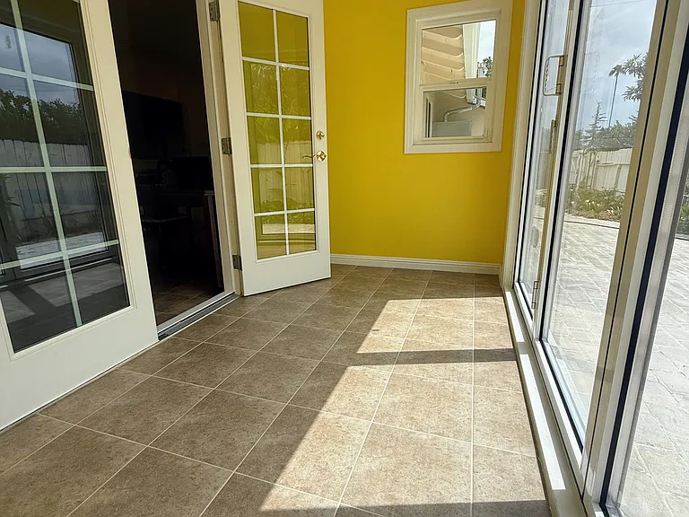 1162 Panorama Dr — Photo 9