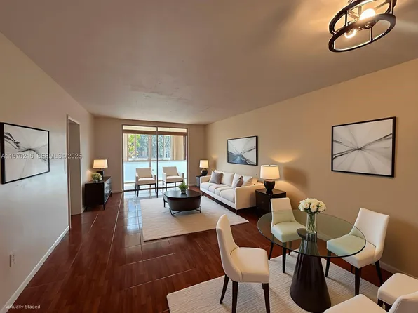 1080 Del Lago Cir APT 202, Fort Lauderdale, FL 33313