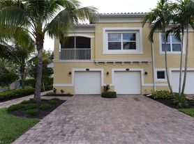 8560 Evernia Ct, Estero, FL