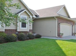 3216 N Lake Ridge St, Wichita, KS 67205