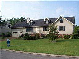 2nd image of 1341 Marymont Dr