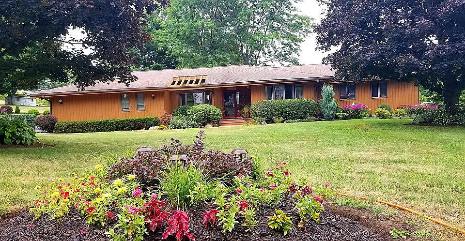 1st image of 3500 Deerfield Hts