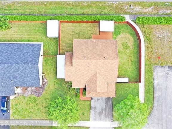 2nd image of 5503 SW 57th Pl