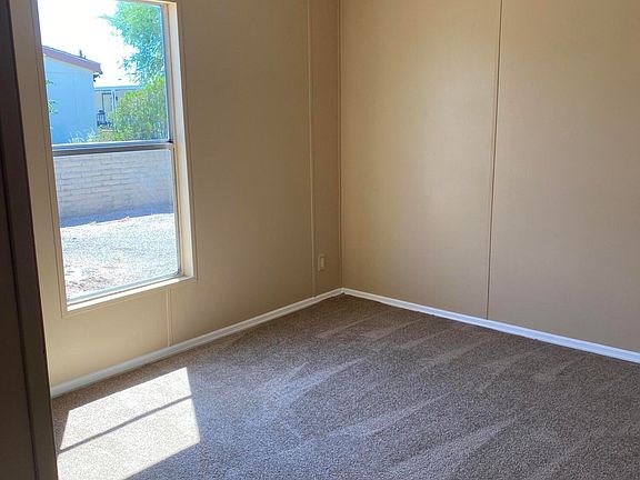 5th image of 1687 W Seabrooke Dr