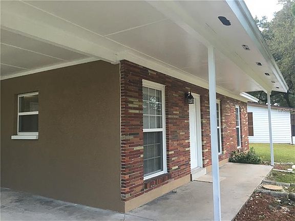 2nd image of 8516 Chinaberry Dr