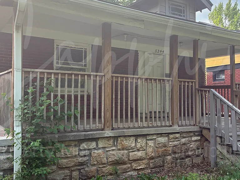 5344 Brooklyn Ave — Photo 1