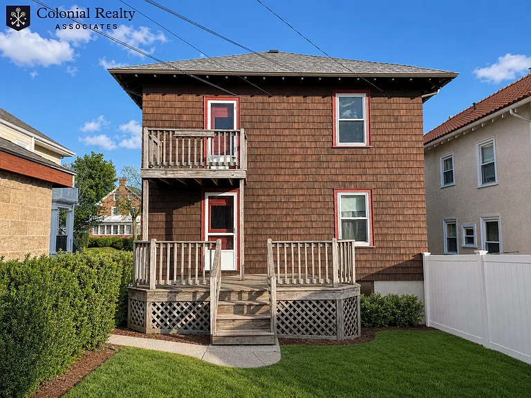332 Belmont St #2 — Photo 28