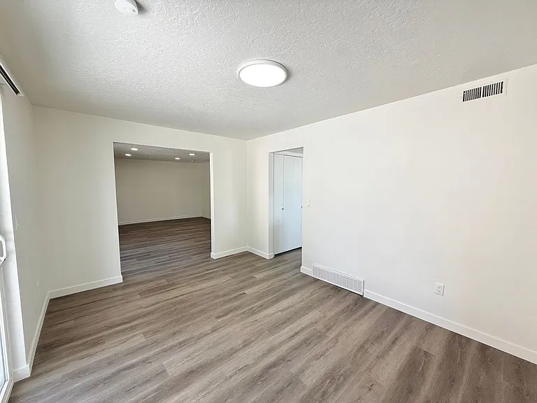 3053 E Branch Dr — Photo 11