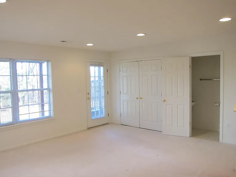 13237 Rolling Plains Ct — Photo 14
