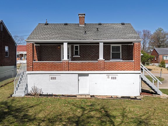 3rd image of 7 N Janet Dr