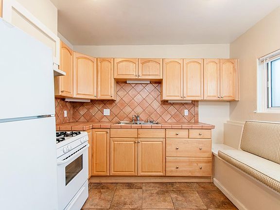 4th image of 1820 4th Ave APT 5