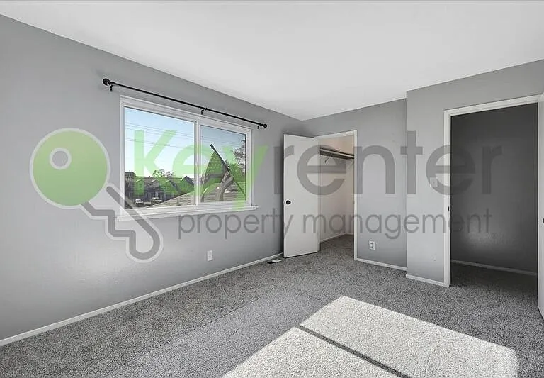 6533 Greenback Ln #3 — Photo 14