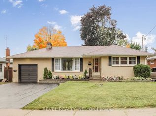 758 Somerville St, Oshawa, ON L1G 4J3