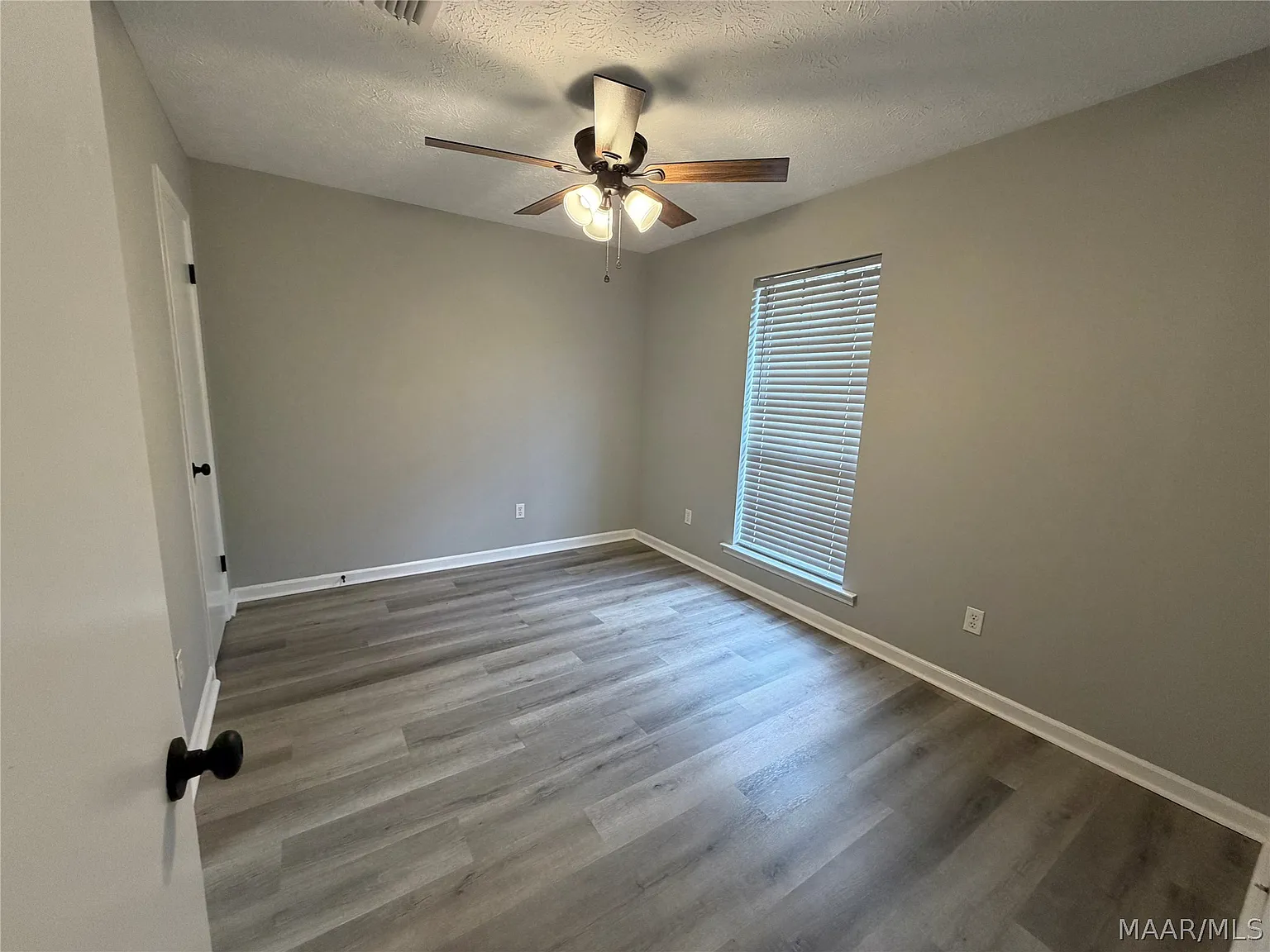 2 bed, 2.0 bath, 967 sqft, $1,295 — Photo 4