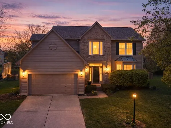 8392 Eastbay Dr, Indianapolis, IN 46236