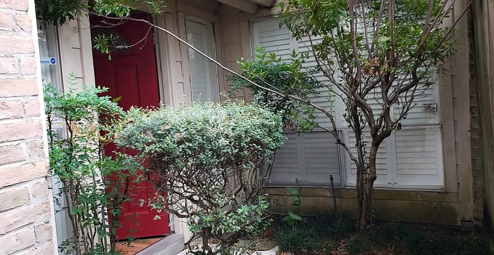 1st image of 12155 Poulson Dr